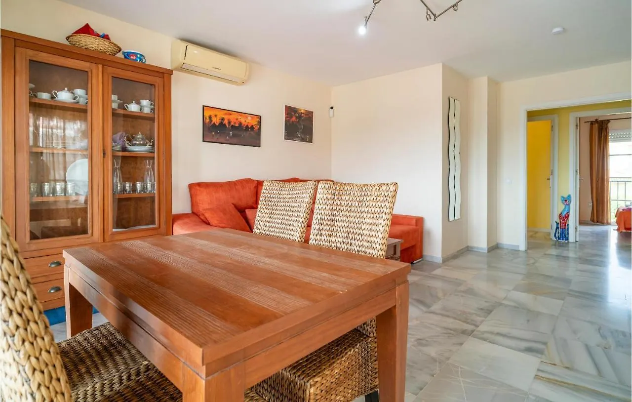 2 Bedroom Gorgeous Apartment In Màlaga