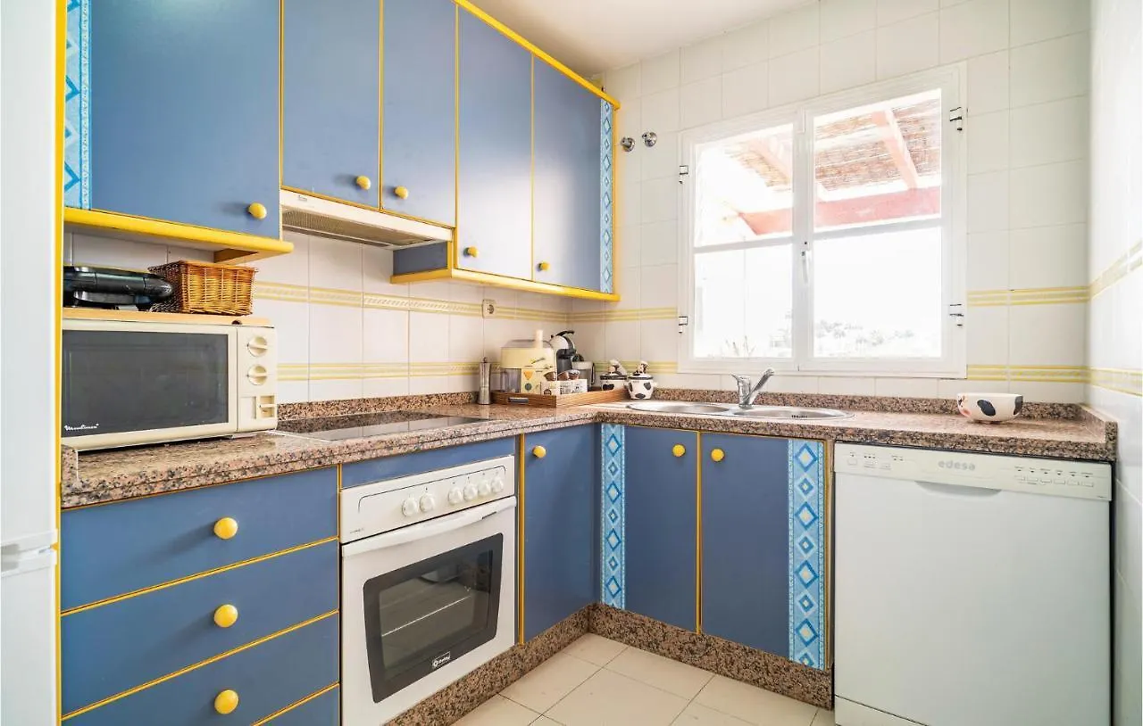 2 Bedroom Gorgeous Apartment In Màlaga