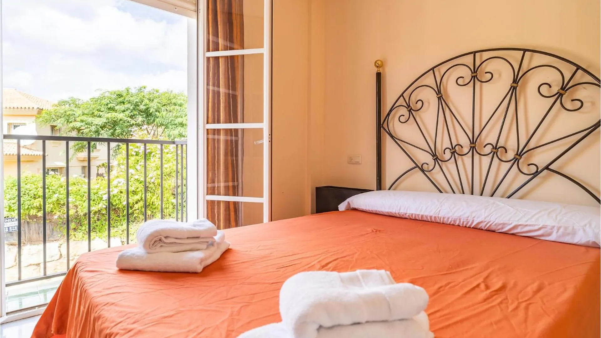 2 Bedroom Gorgeous Apartment In Màlaga Španělsko